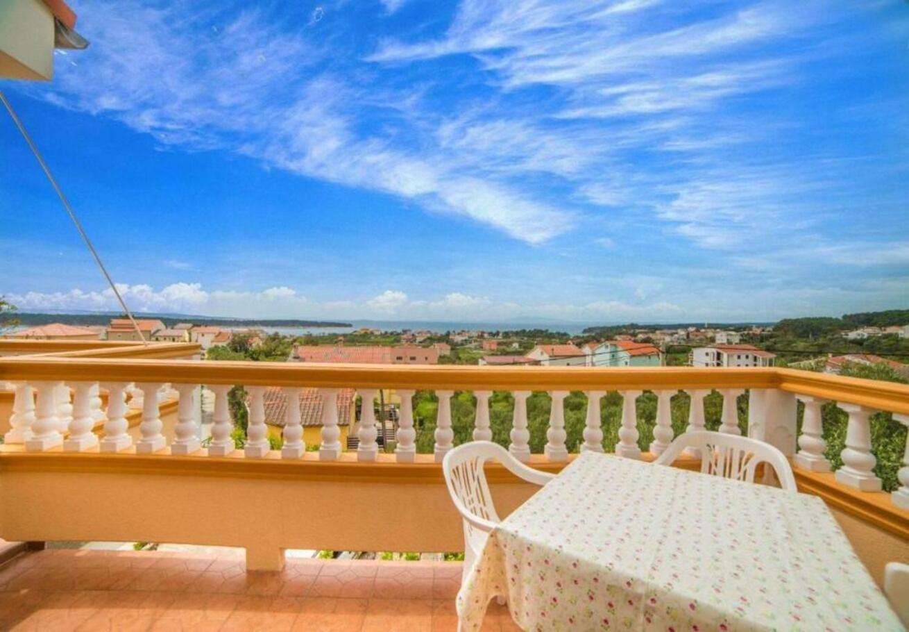 Apartments Dusa Banjol Екстериор снимка